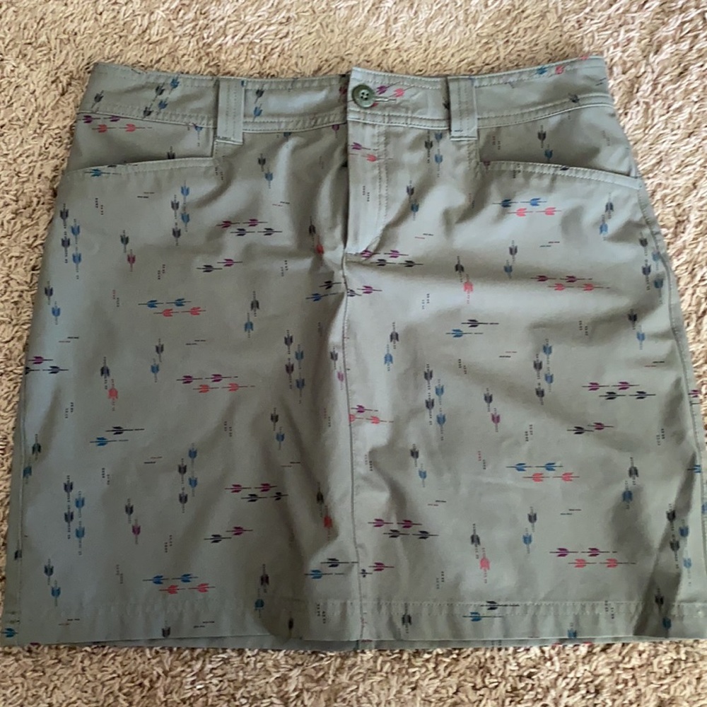 Eddie Bauer  Skort size 6 NWOT